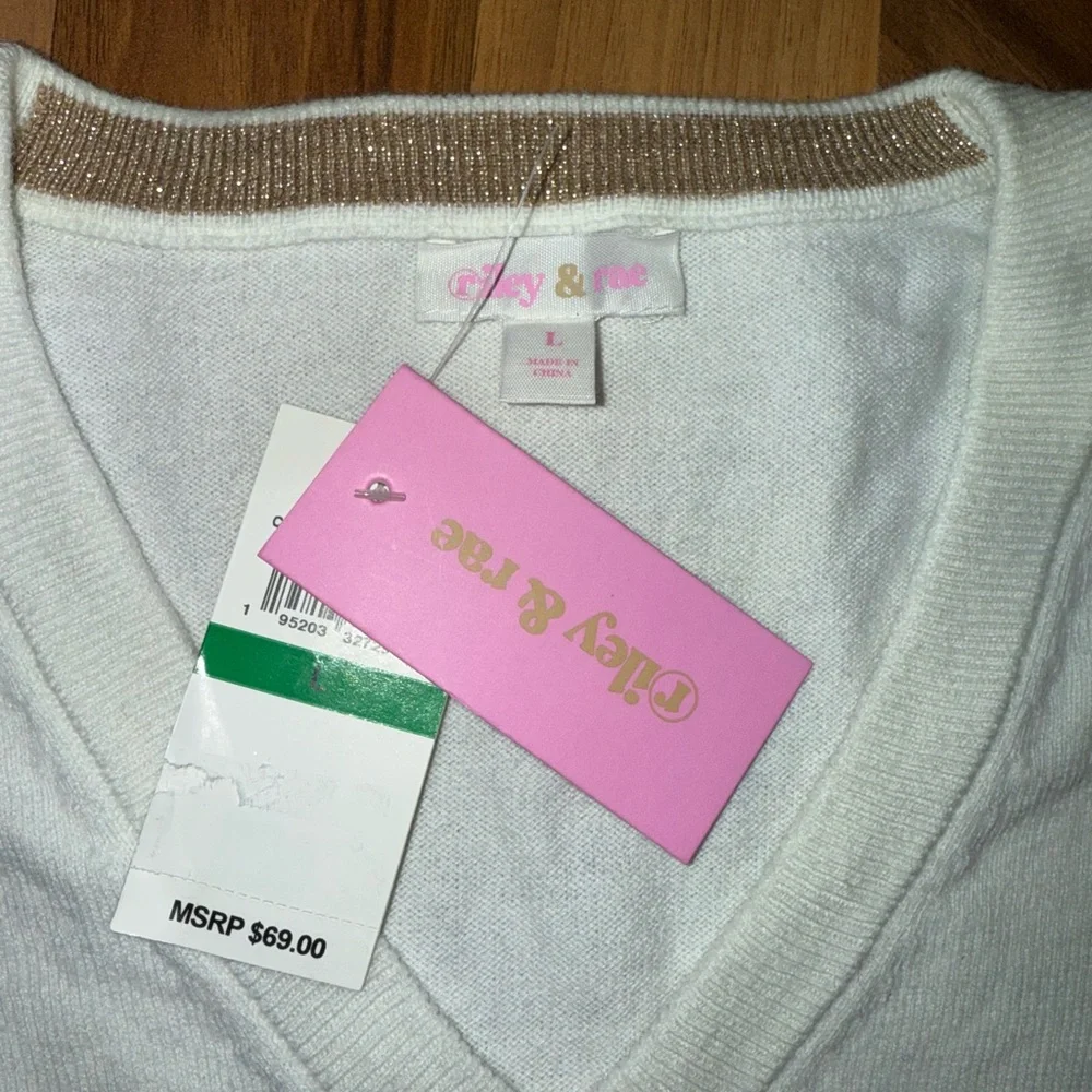 Riley & Rae‎ sweater size large gold detail accents business casual, glam